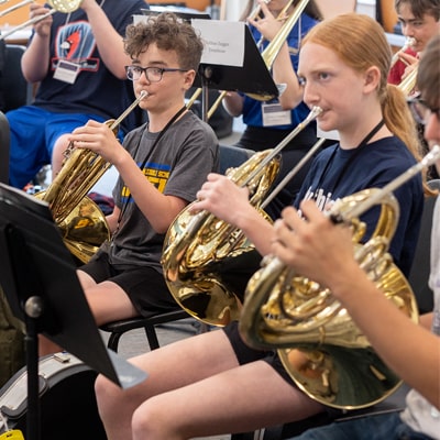 French Horns Min